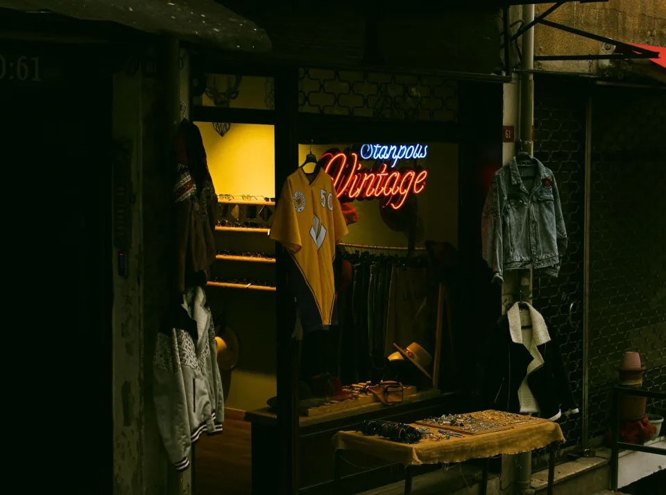 Không gian shop